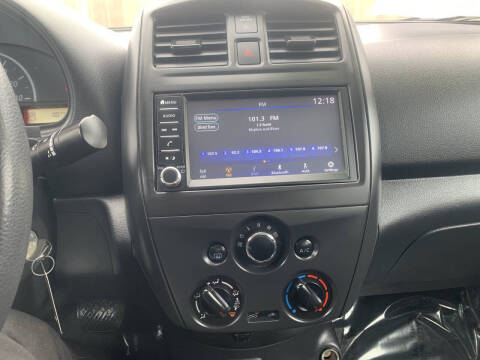 2019 Nissan Versa S Plus