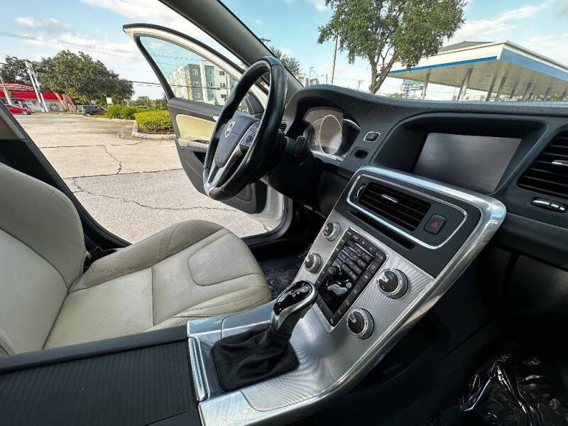 2017 Volvo S60 T5 Dynamic