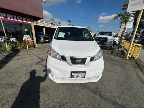 2020 Nissan NV200 SV