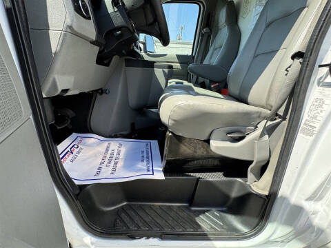 2022 Ford E-Series