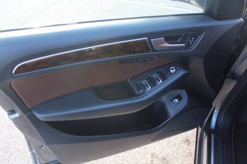 2015 Audi Q5 2.0T quattro Premium Plus