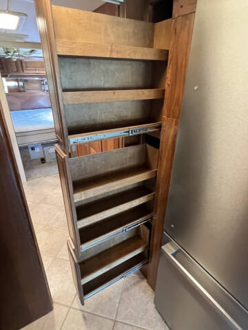 2002 Foretravel GV320 4010