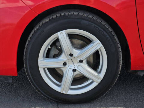 2015 Toyota Prius c Two