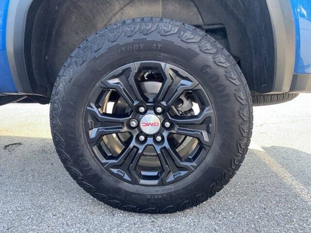 2024 GMC Canyon Elevation