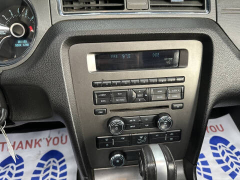 2013 Ford Mustang V6