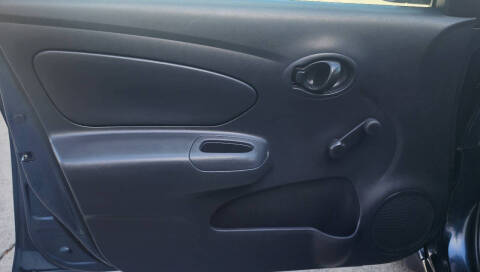 2017 Nissan Versa 1.6 S