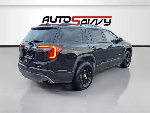 2023 GMC Acadia AT4