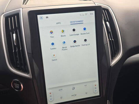 2021 Ford Edge SE