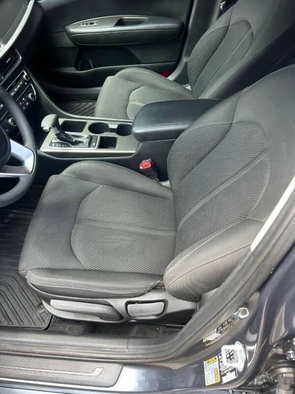 2019 Kia Optima LX