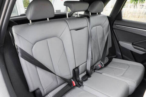 2024 Audi Q3 quattro S line Prem Plus 45 TFSI