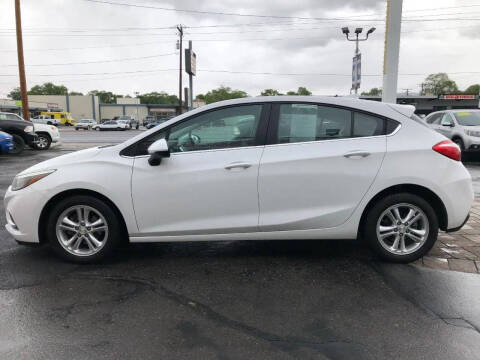 2018 Chevrolet Cruze LT Auto