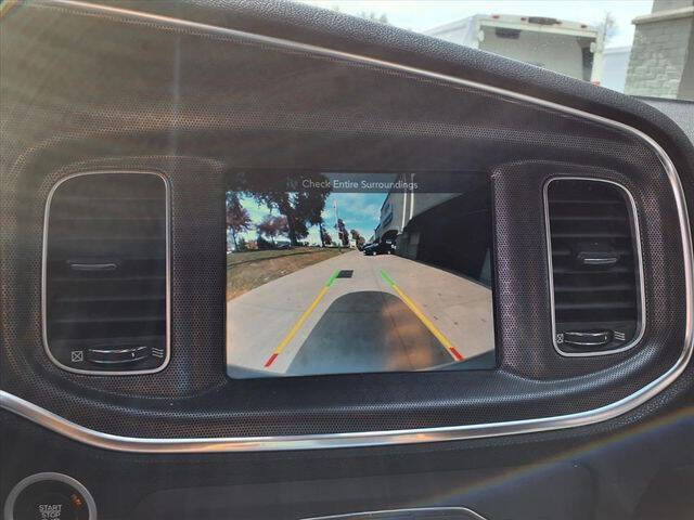 2016 Dodge Charger SXT