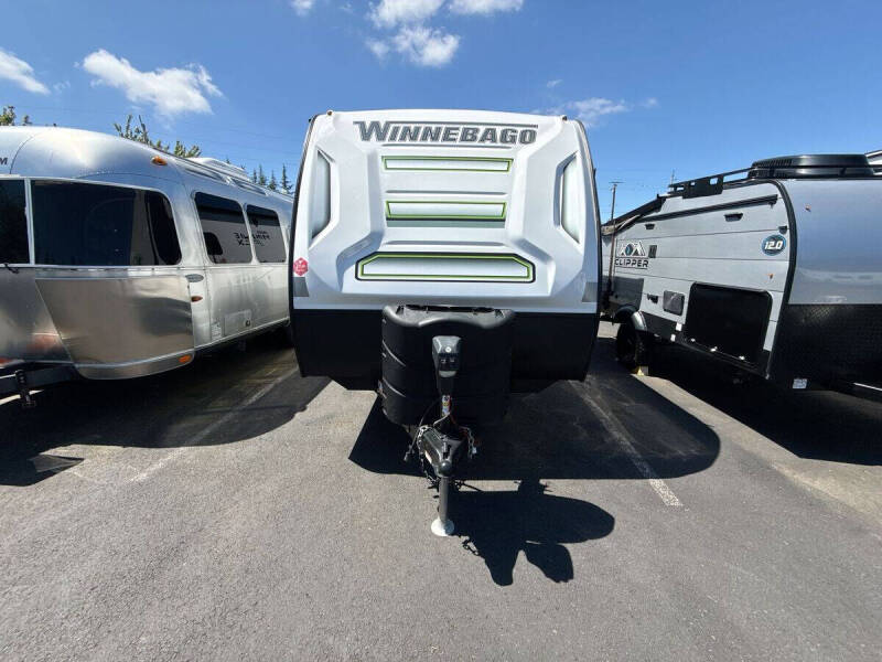 2022 Winnebago Micro Minnie FLX
