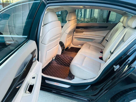 2012 BMW 7 Series 750Li xDrive