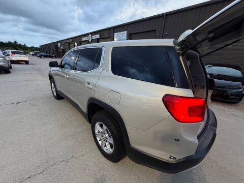 2017 GMC Acadia SLE-1