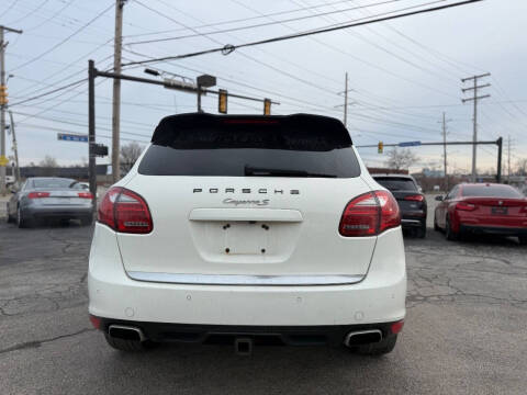 2011 Porsche Cayenne S