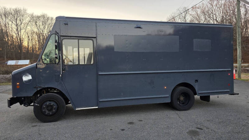 2021 Freightliner MT45 Chassis