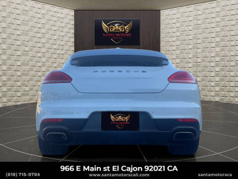2015 Porsche Panamera 4