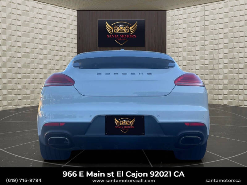 2015 Porsche Panamera 4