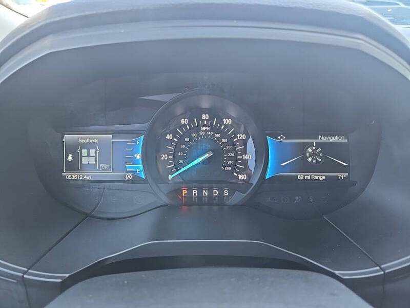 2022 Ford Edge Titanium