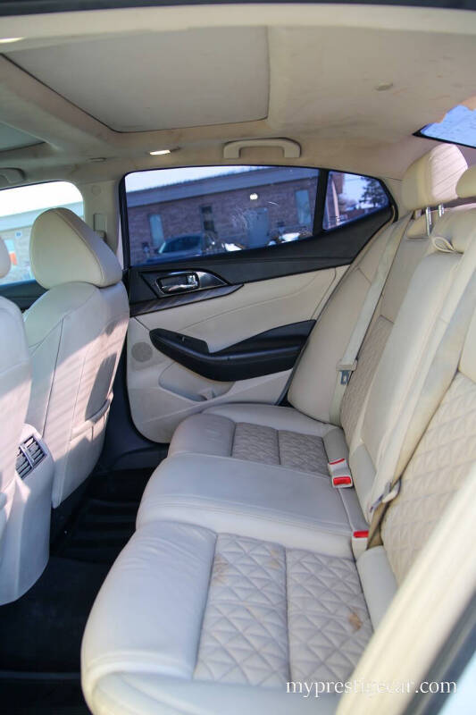 2017 Nissan Maxima Platinum