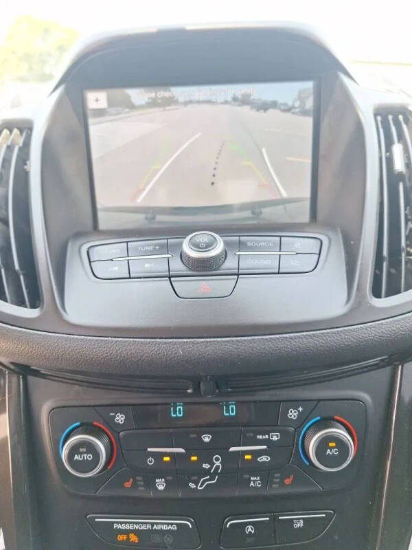 2019 Ford Escape SE