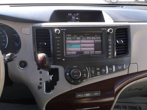 2014 Toyota Sienna Limited 7-Passenger