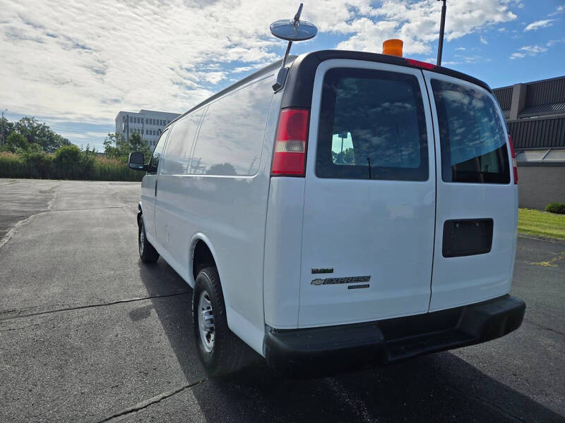 2011 Chevrolet Express 2500