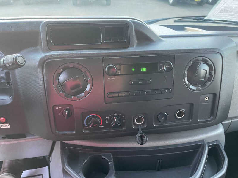 2013 Ford E-Series E-150