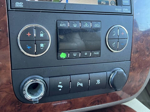 2011 Chevrolet Avalanche LTZ