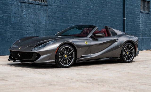 2023 Ferrari 812 GTS
