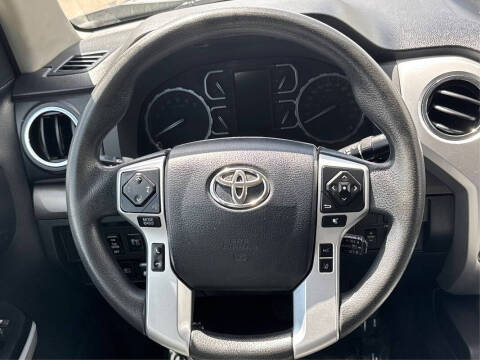 2018 Toyota Tundra SR5