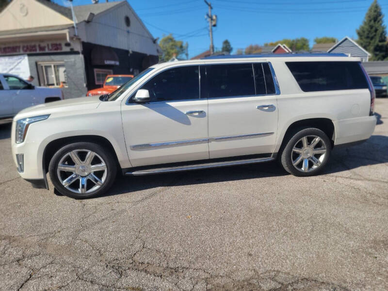 2015 Cadillac Escalade ESV Luxury