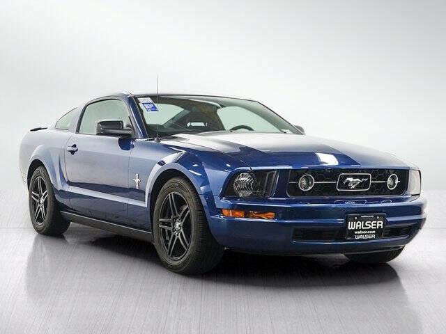 2007 Ford Mustang V6 Deluxe