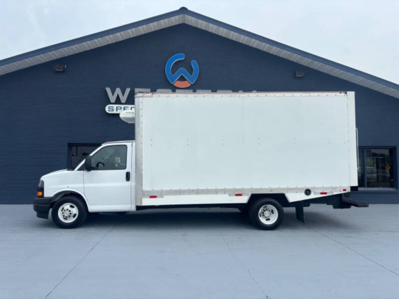 2024 Chevrolet Express Reefer Van