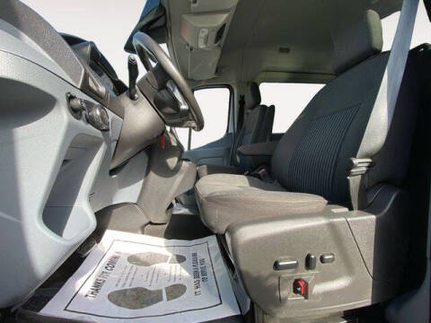 2019 Ford Transit 150 XLT