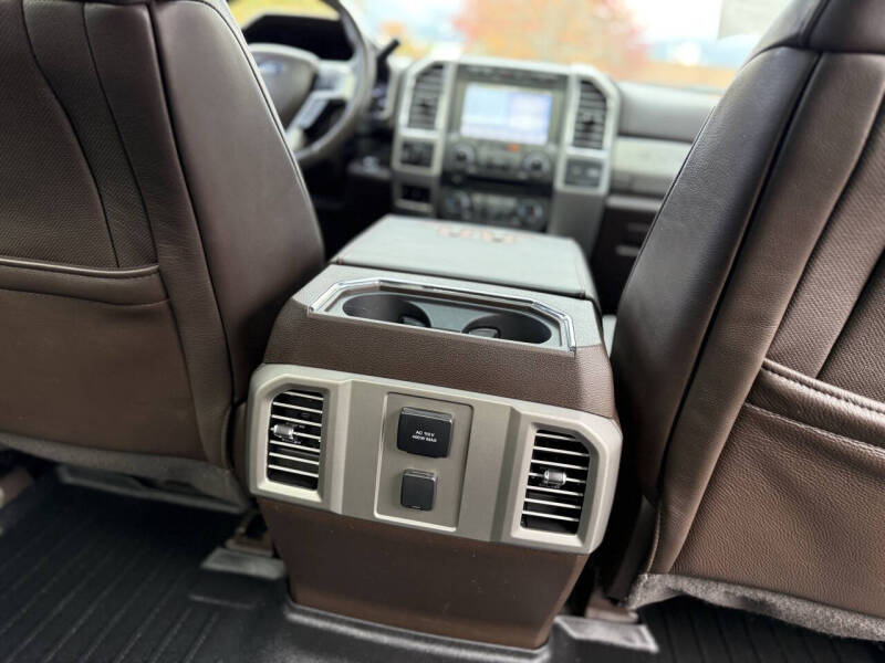 2017 Ford F-350 Super Duty King Ranch