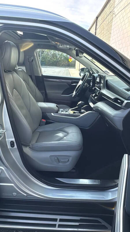 2021 Toyota Highlander Limited