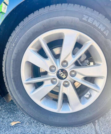 2017 Kia Optima LX Turbo