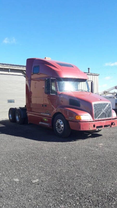 2001 Volvo VNL64T for sale at Motorsota in Becker MN