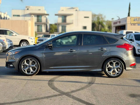 2017 Ford Focus ST