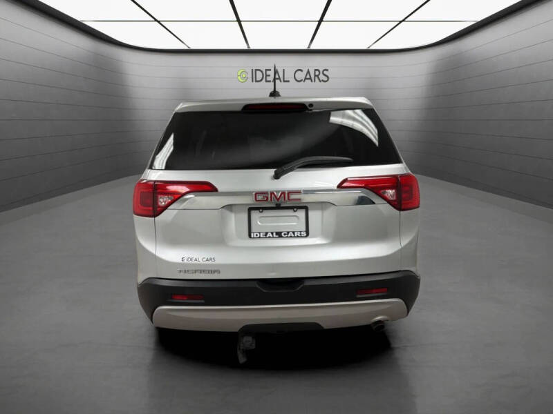2018 GMC Acadia SLE-1