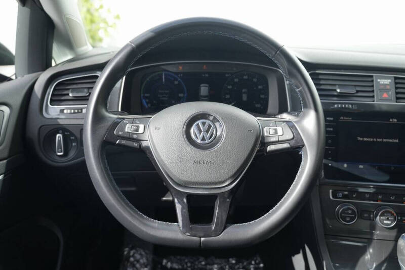 2019 Volkswagen e-Golf SEL Premium