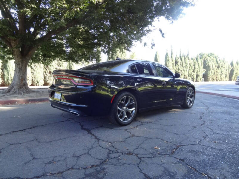 2015 Dodge Charger SXT