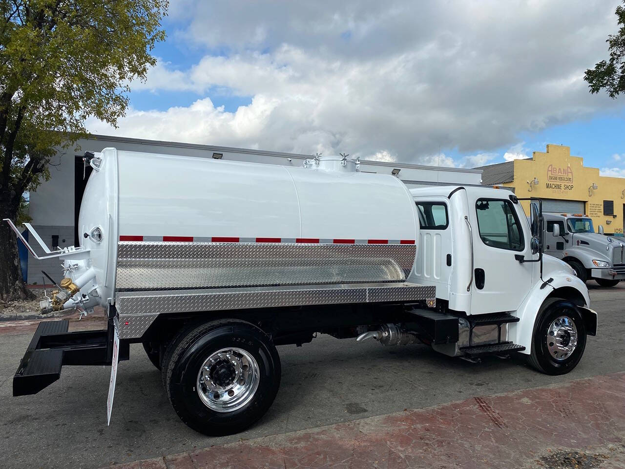 2024 Freightliner M2 106 for sale at City Truck Sales in Miami , FL