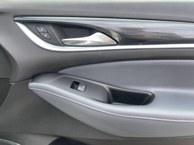 2019 Buick Enclave Essence