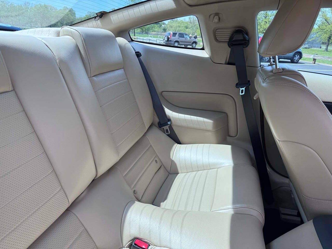 2007 Ford Mustang 21