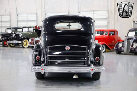 1938 Packard Super Eight