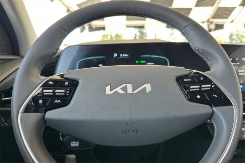 2025 Kia Niro EX