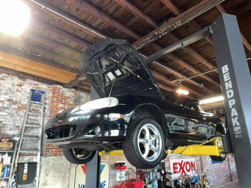 2002 Mazda MX-5 Miata